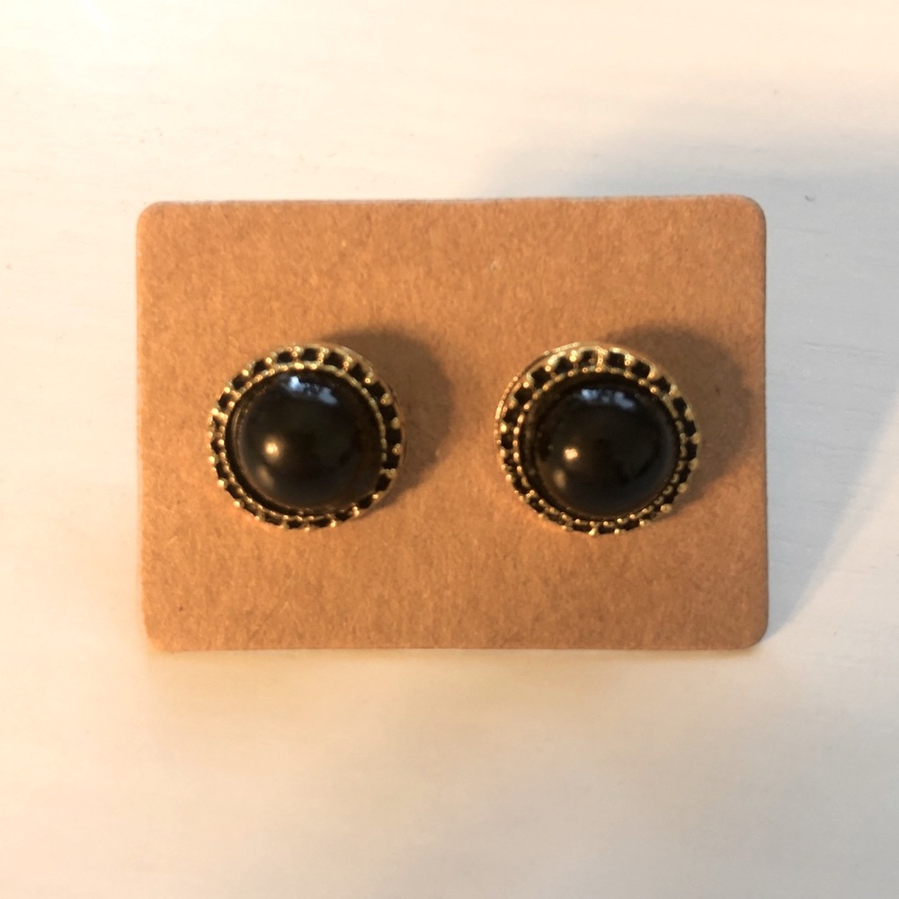 Earrings ($3 with any purchase)